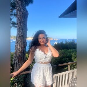 White Lace Beach Set